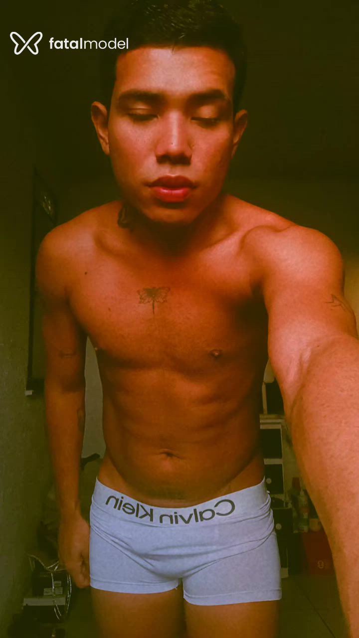 Acompanhante homem com cabelo castanho de olhos castanhos - Lukas