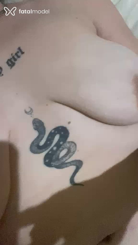 Acompanhante mulher com cabelo castanho de olhos castanhos - pamela