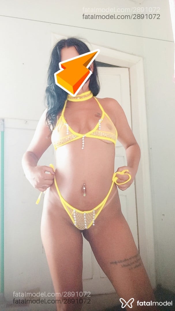 Acompanhante mulher morena (o) de olhos castanhos - Iza