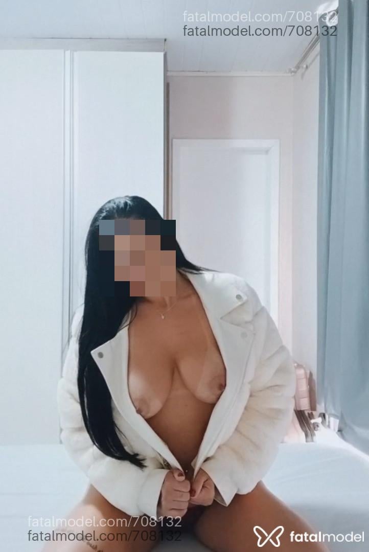 Acompanhante mulher morena (o) de olhos castanhos - Jhenifer Reis