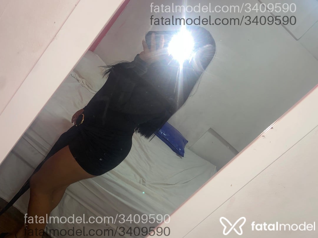 Acompanhante mulher morena (o) de olhos castanhos - Carolzinha