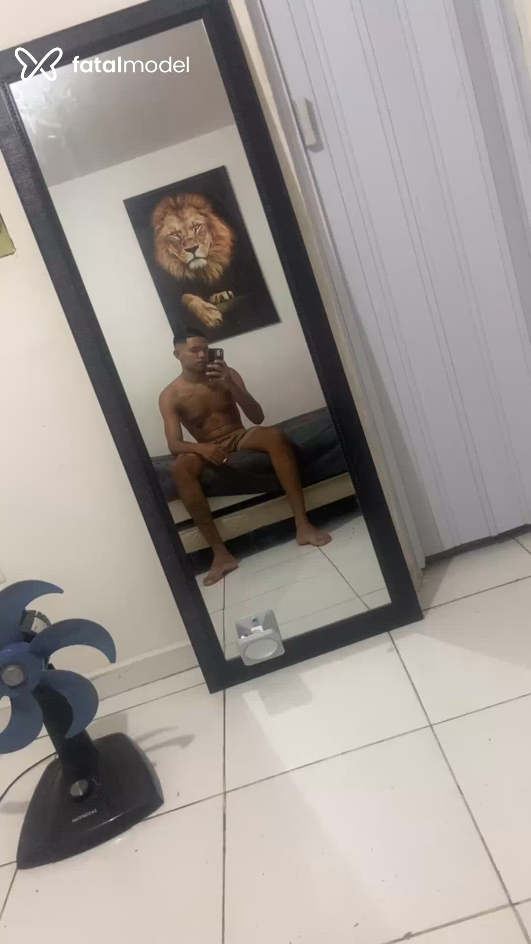 Acompanhante homem com cabelo castanho de olhos castanhos - Pablo Acompanhante homem com cabelo castanho de olhos castanhos - Pablo