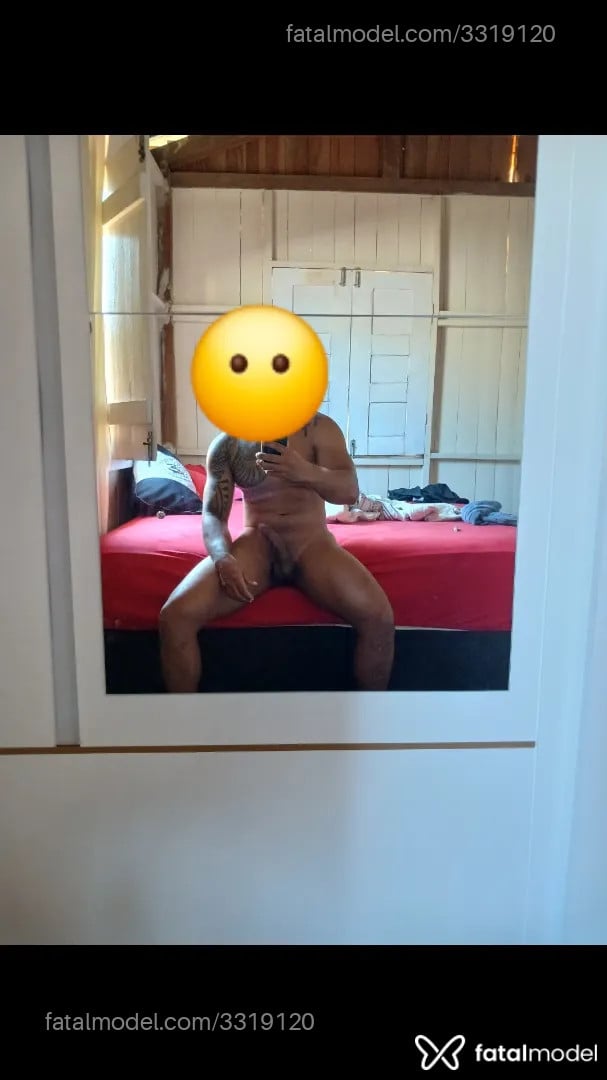 Acompanhante homem morena (o) de olhos castanhos - Tiago Rosa
