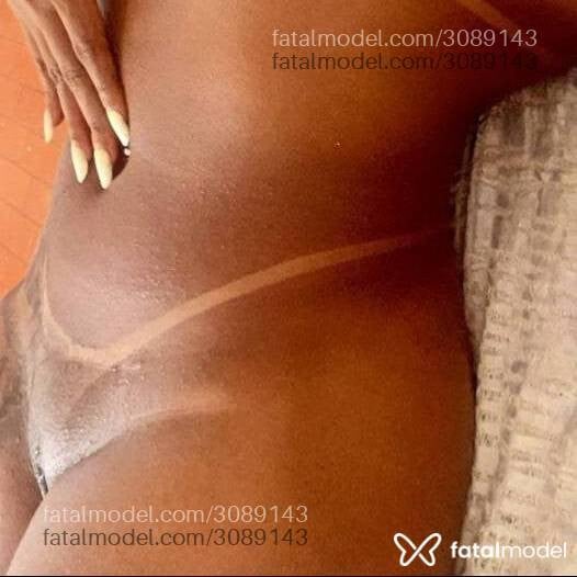 Acompanhante mulher morena (o) de olhos pretos - Amandinha