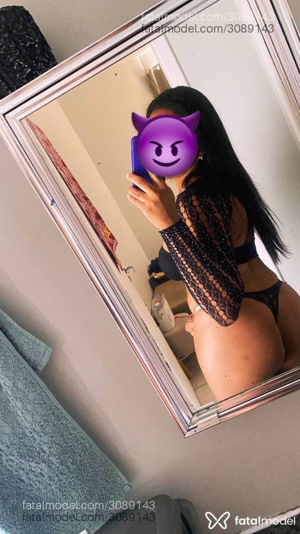 Acompanhante mulher morena (o) de olhos pretos - Amandinha