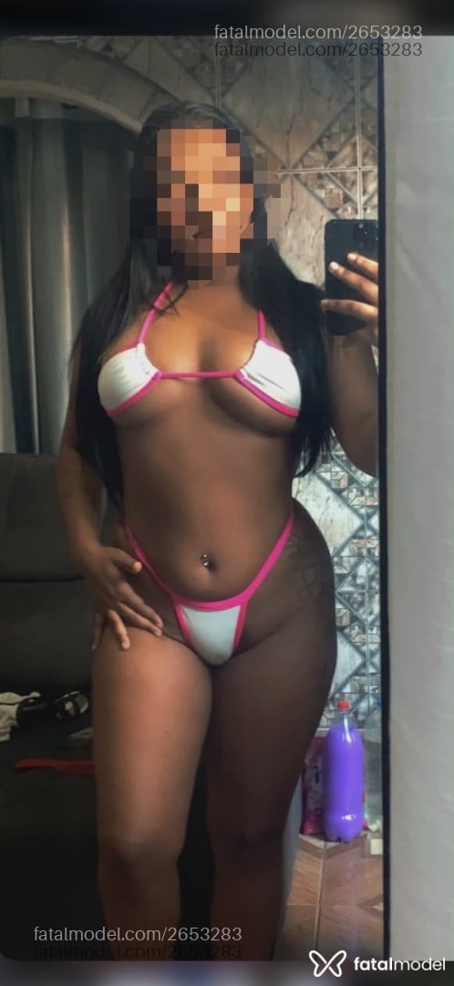 Acompanhante mulher morena (o) de olhos castanhos - Lary