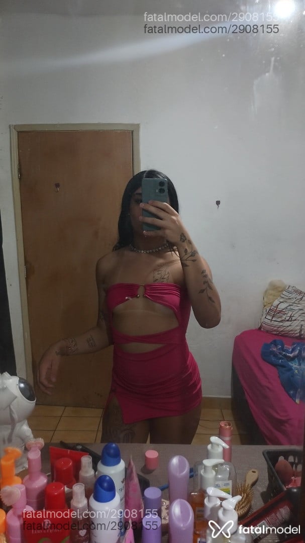 Acompanhante mulher trans morena (o) de olhos pretos - Bruna Gomes