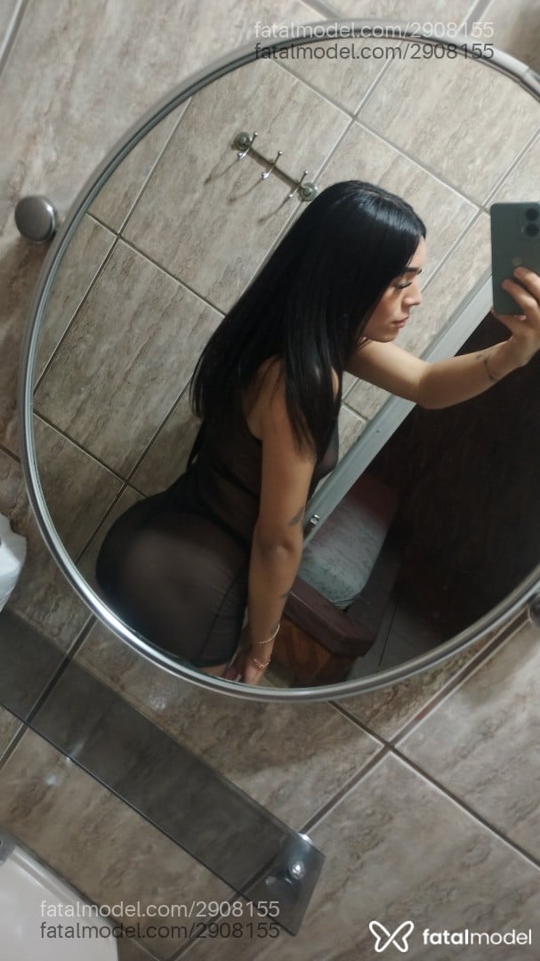 Acompanhante mulher trans morena (o) de olhos pretos - Bruna Gomes
