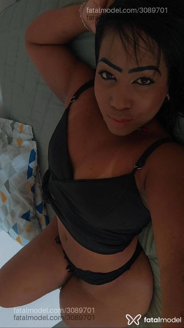 Acompanhante mulher morena (o) de olhos pretos - Luana Morena Quent Acompanhante mulher morena (o) de olhos pretos - Luana Morena Quent
