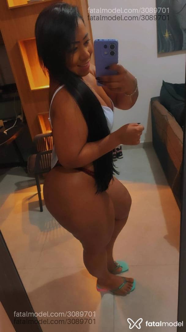 Acompanhante mulher morena (o) de olhos pretos - Luana Morena Quent