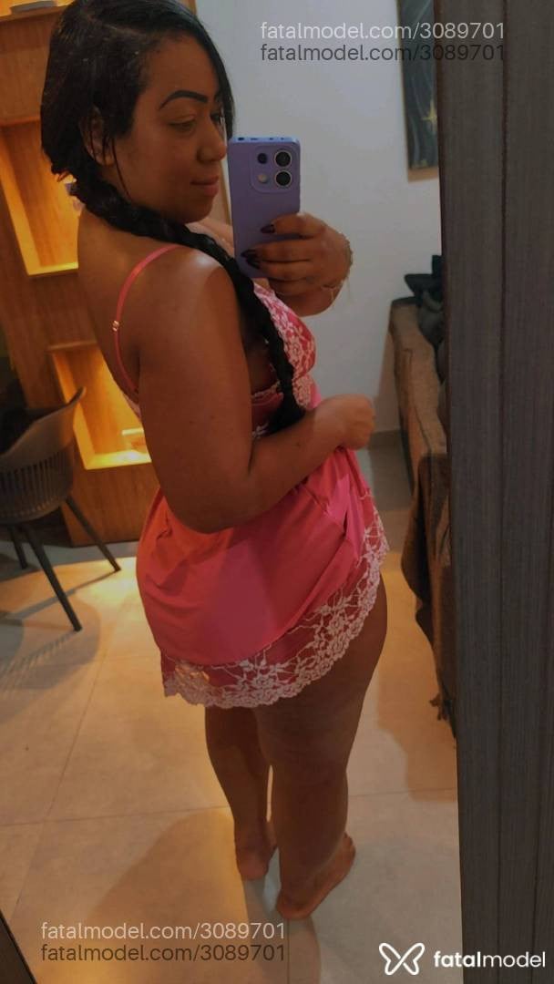 Acompanhante mulher morena (o) de olhos pretos - Luana Morena Quent