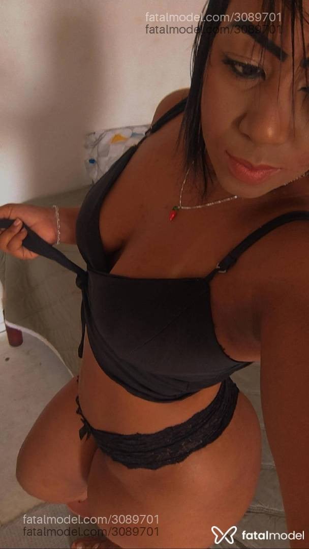 Acompanhante mulher morena (o) de olhos pretos em Tijucas - Luana Morena Quent