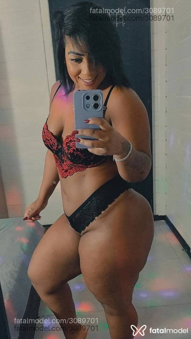 Acompanhante mulher morena (o) de olhos pretos em Tijucas - Luana Morena Quent