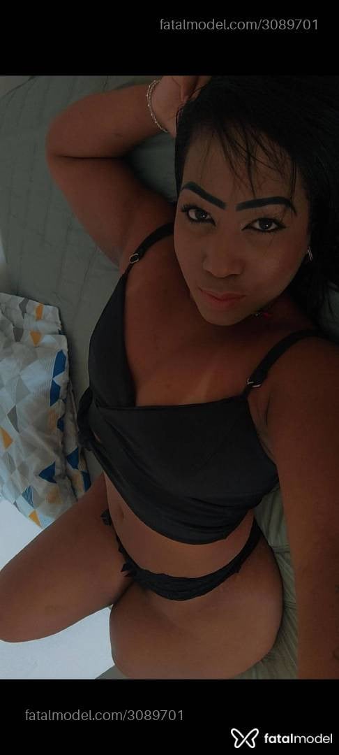 Acompanhante mulher morena (o) de olhos pretos - Luana Morena Quent Acompanhante mulher morena (o) de olhos pretos - Luana Morena Quent
