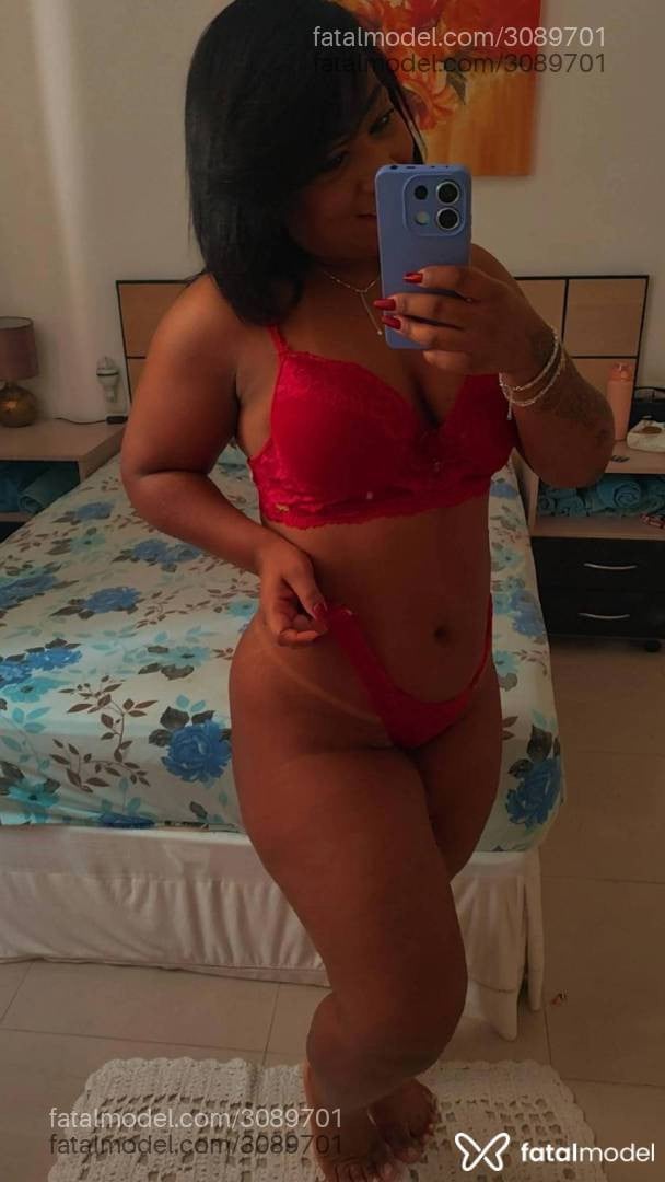 Acompanhante mulher morena (o) de olhos pretos em Itapema - Luana Morena Quent