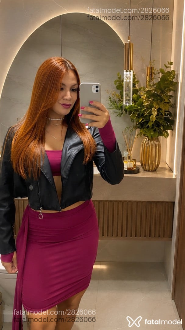 Acompanhante mulher ruiva (o) de olhos castanhos - Bianca Torres