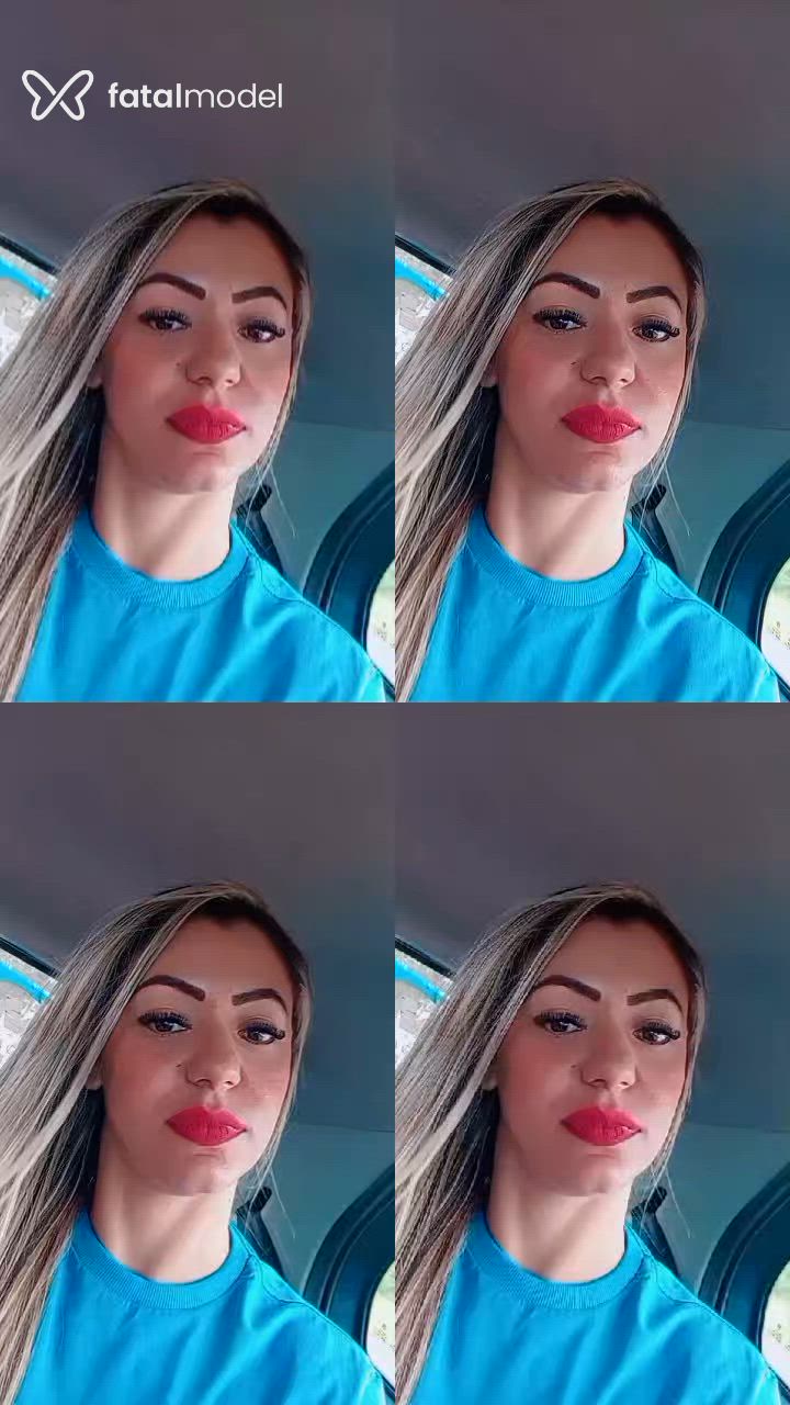 Acompanhante mulher loira (o) de olhos castanhos - Gaby