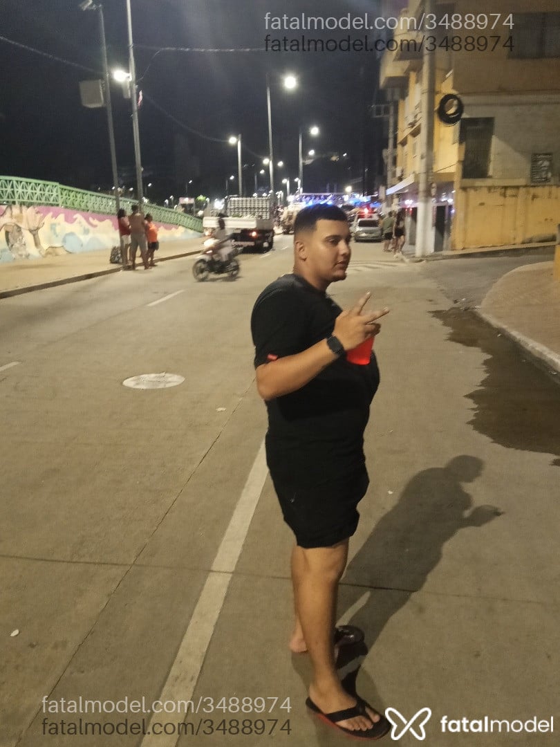 Acompanhante homem morena (o) de olhos castanhos - Fellipe
