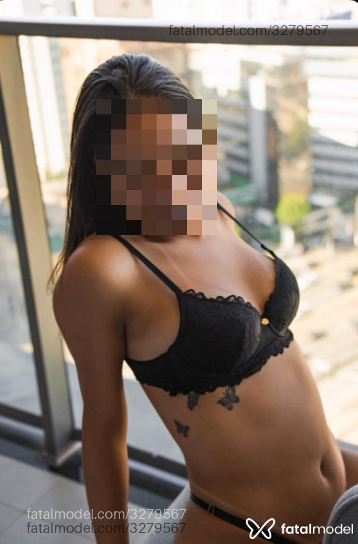 Acompanhante mulher morena (o) de olhos castanhos - Mila