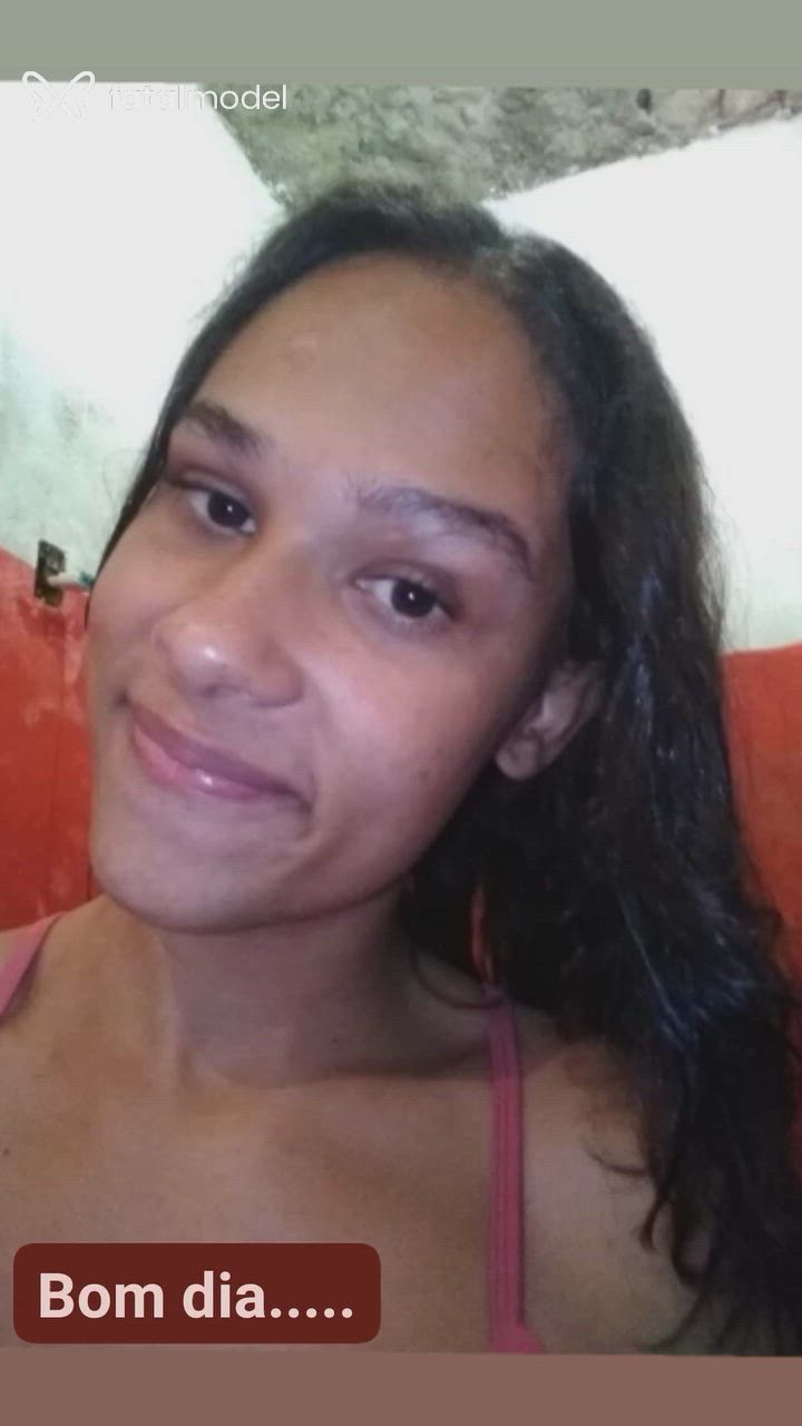 Acompanhante mulher trans com cabelo castanho de olhos castanhos - Sabrinamoranguinho