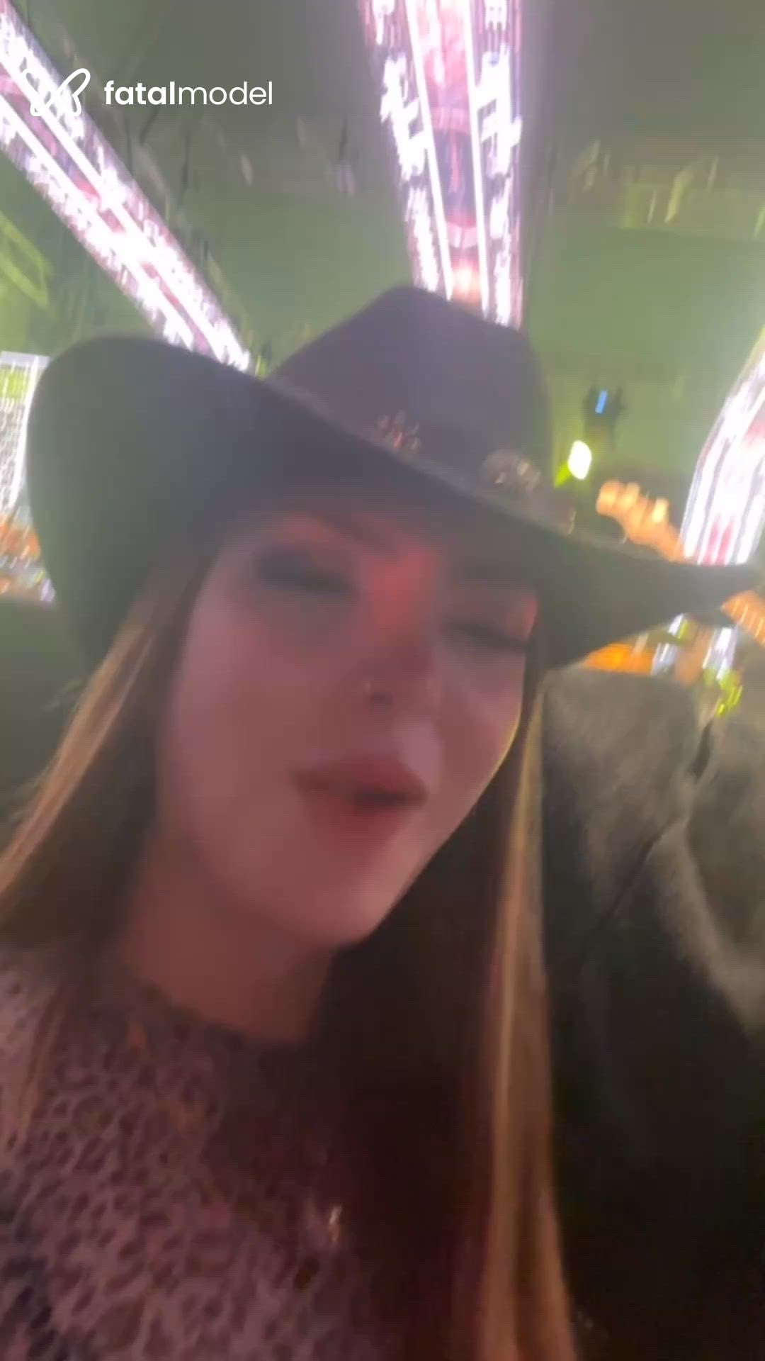 Acompanhante mulher trans loira (o) de olhos verdes - Patiloira Acompanhante mulher trans loira (o) de olhos verdes - Patiloira