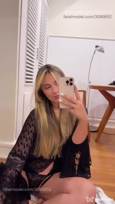 Acompanhante mulher morena (o) de olhos castanhos em São Paulo Acompanhante mulher morena (o) de olhos castanhos em São Paulo - Maria Eduarda