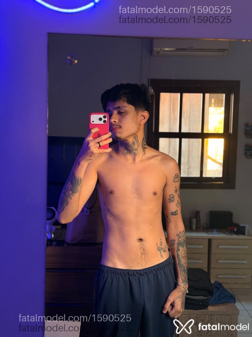 Acompanhante homem morena (o) de olhos pretos - Sayomi