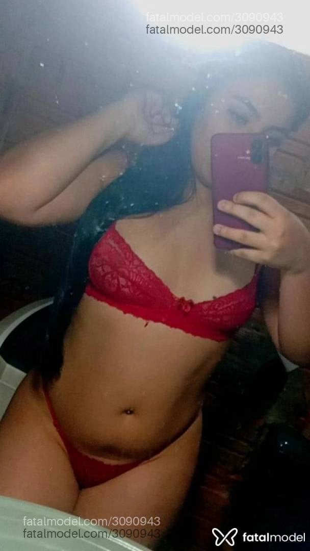 Acompanhante mulher morena (o) de olhos castanhos - Agatha Bragança