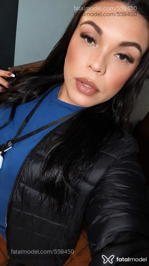 Acompanhante travesti morena (o) de olhos castanhos - Deise