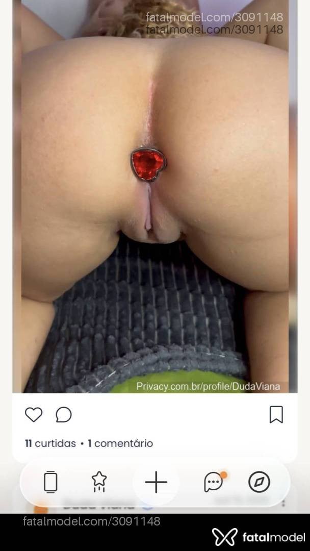 Acompanhante mulher loira (o) de olhos castanhos - Aurora