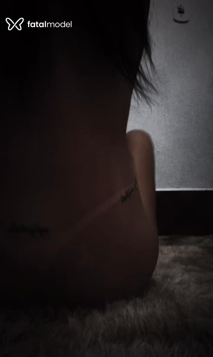 Acompanhante mulher morena (o) de olhos castanhos - Luna
