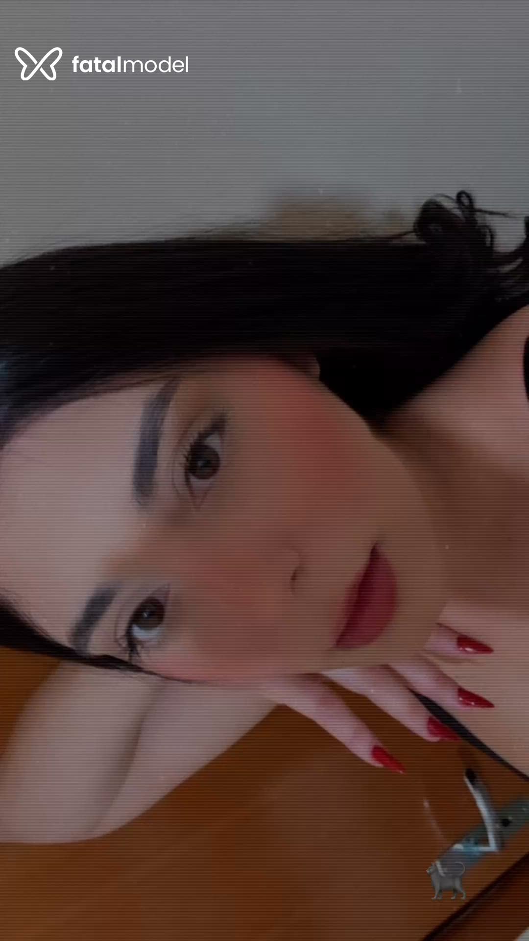 Acompanhante mulher morena (o) de olhos castanhos - Bruna Acompanhante mulher morena (o) de olhos castanhos - Bruna
