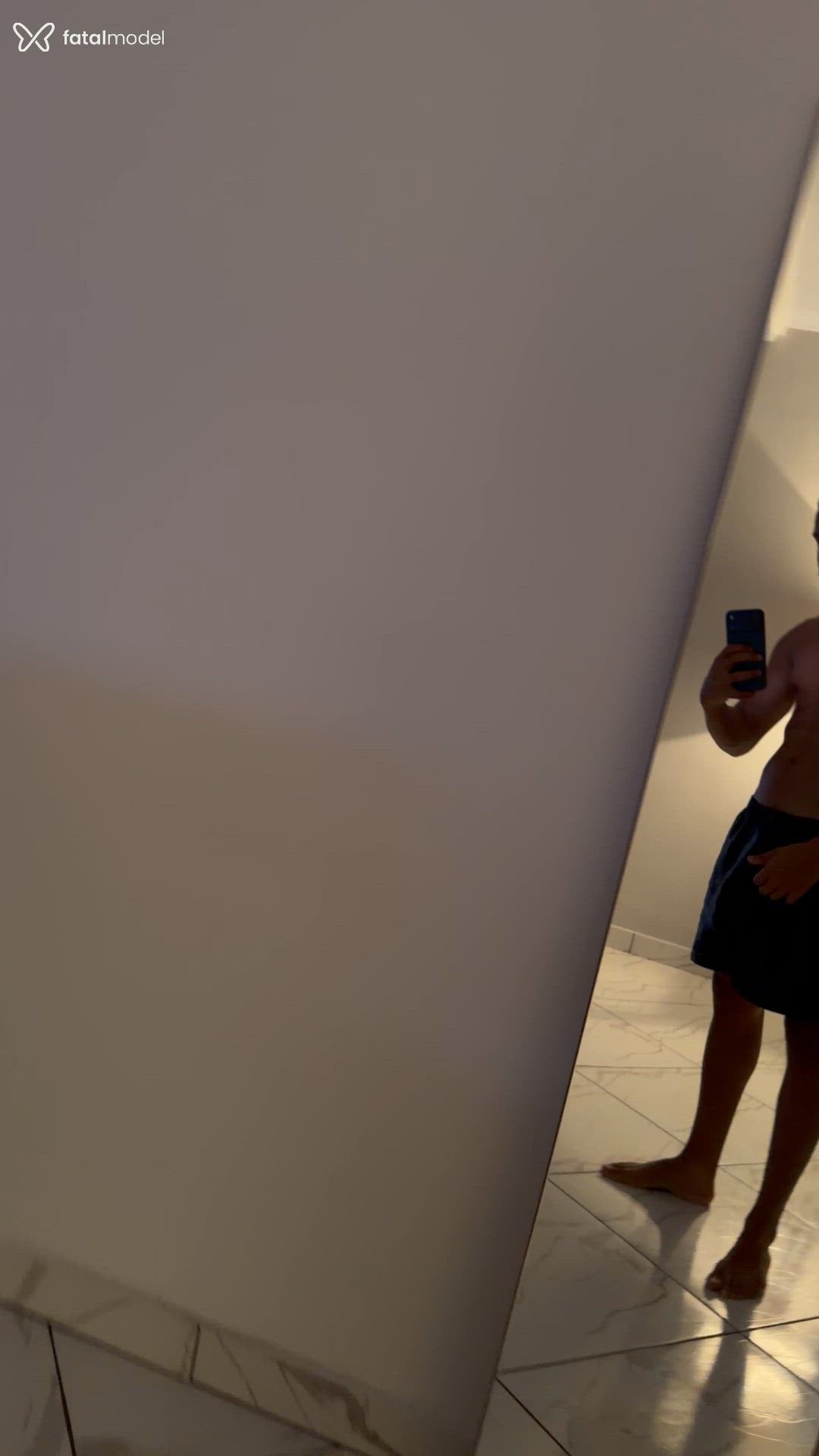 Acompanhante homem morena (o) de olhos pretos - Bernardo Acompanhante homem morena (o) de olhos pretos - Bernardo