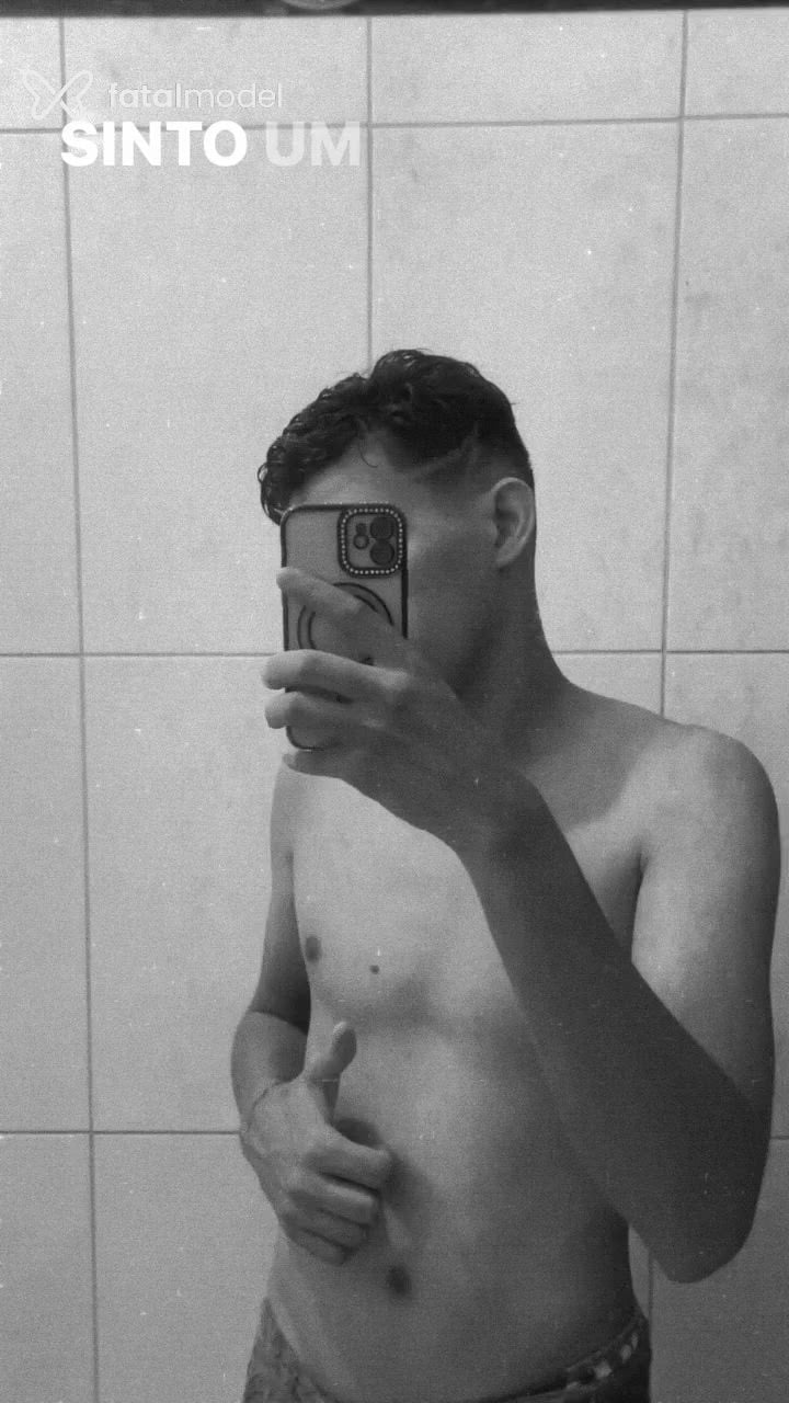 Acompanhante homem morena (o) de olhos castanhos - Caio