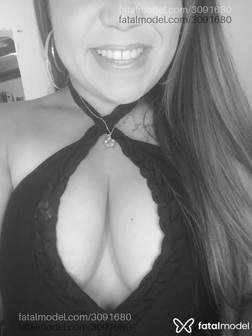 Acompanhante mulher loira (o) de olhos mel em Pelotas - Maira Dias