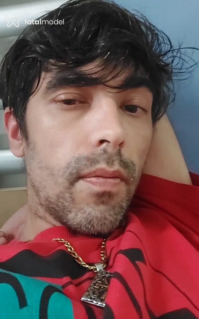 Acompanhante homem morena (o) de olhos mel - Icaro