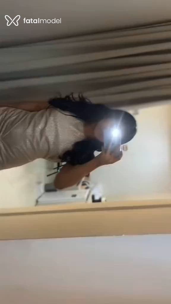 Acompanhante mulher morena (o) de olhos castanhos - Maria