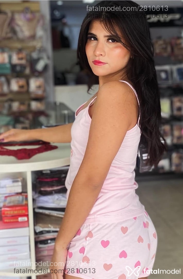 Acompanhante mulher morena (o) de olhos castanhos - Maria