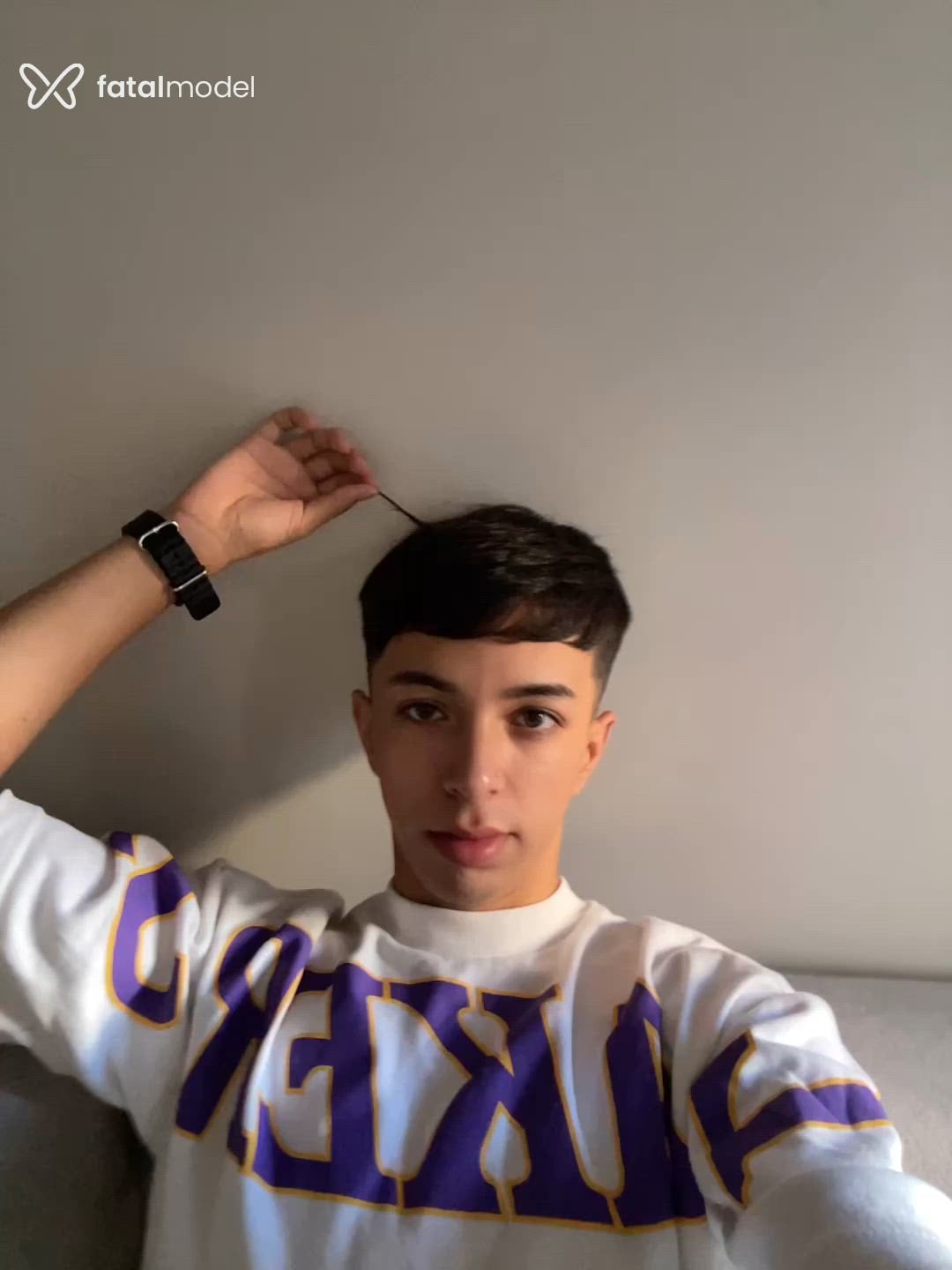 Acompanhante homem morena (o) de olhos mel - Lucas