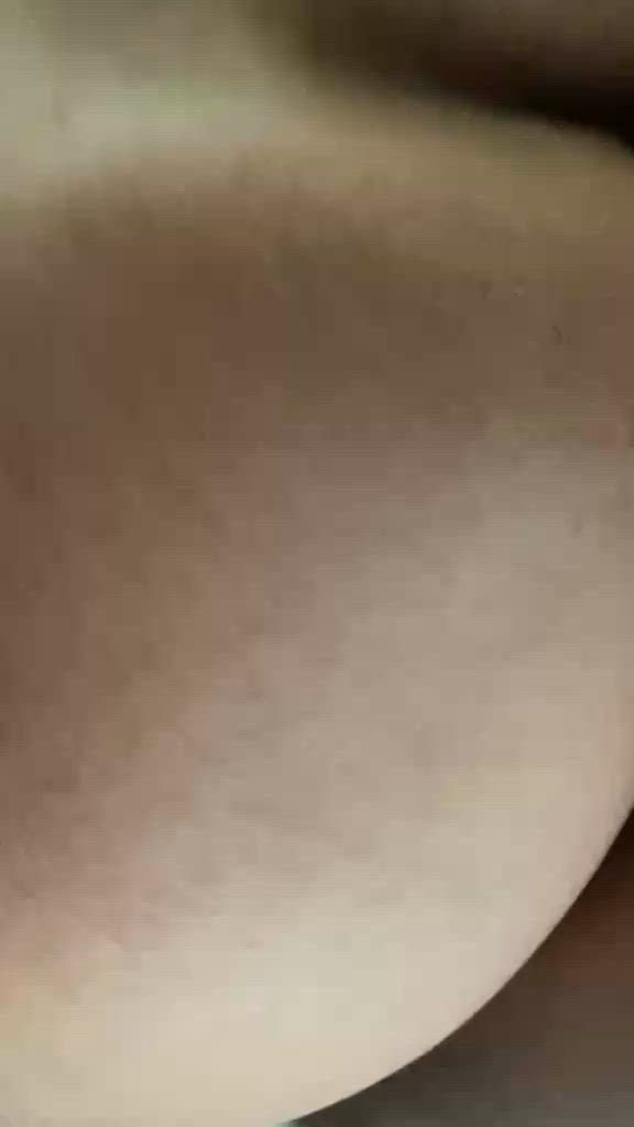 Acompanhante mulher com cabelo castanho de olhos verdes - Tati Santos Acompanhante mulher com cabelo castanho de olhos verdes - Tati Santos
