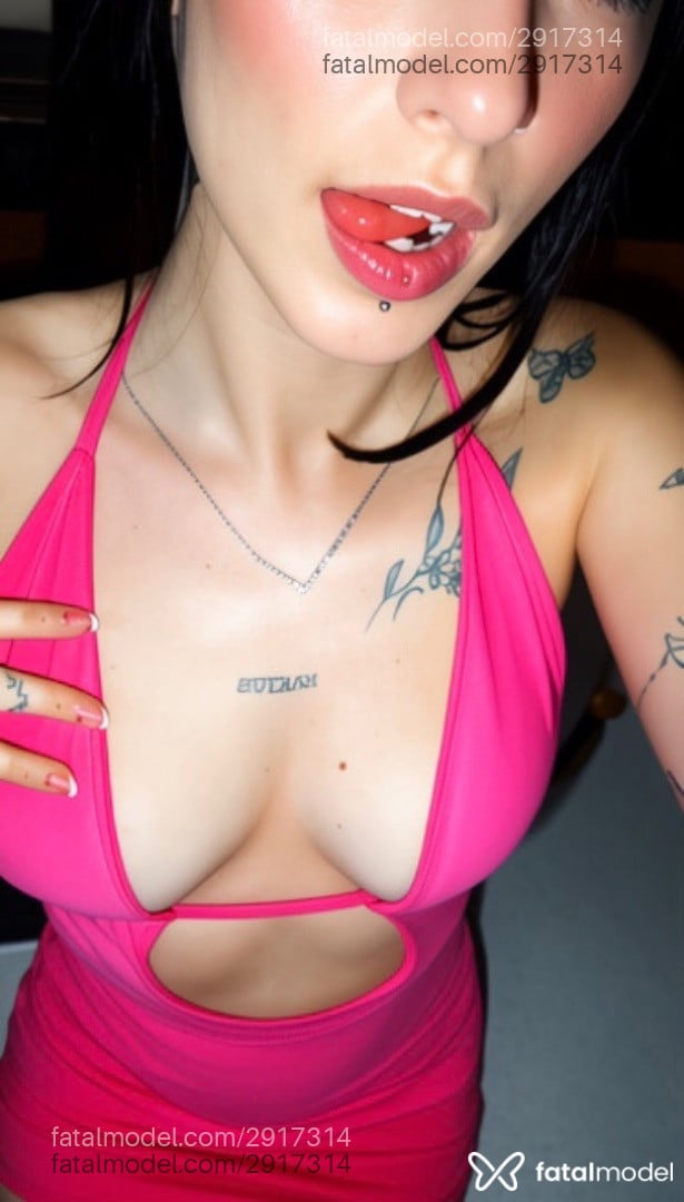 Acompanhante mulher morena (o) de olhos mel - Larissa Acompanhante mulher morena (o) de olhos mel - Larissa