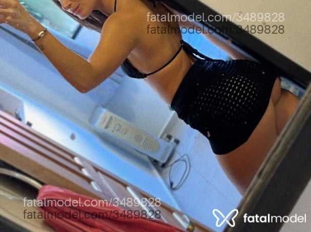 Acompanhante mulher morena (o) de olhos castanhos - Julinha