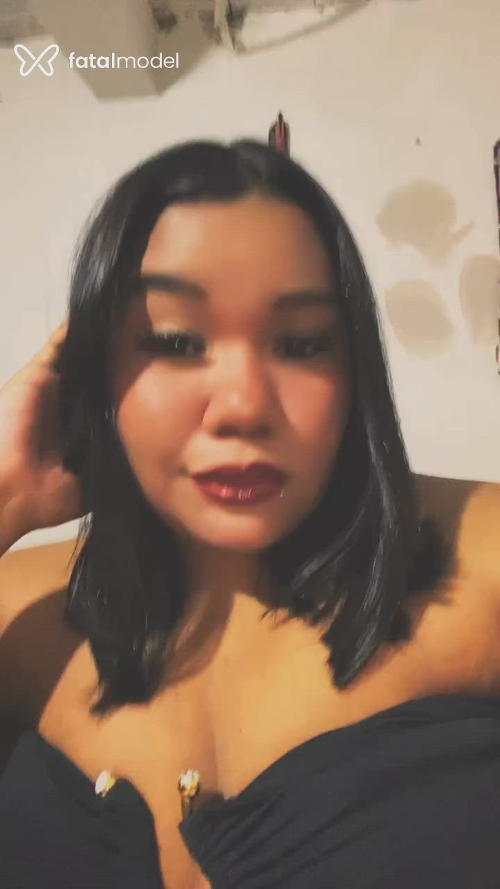 Acompanhante mulher morena (o) de olhos pretos - Ketlen Reis Acompanhante mulher morena (o) de olhos pretos - Ketlen Reis