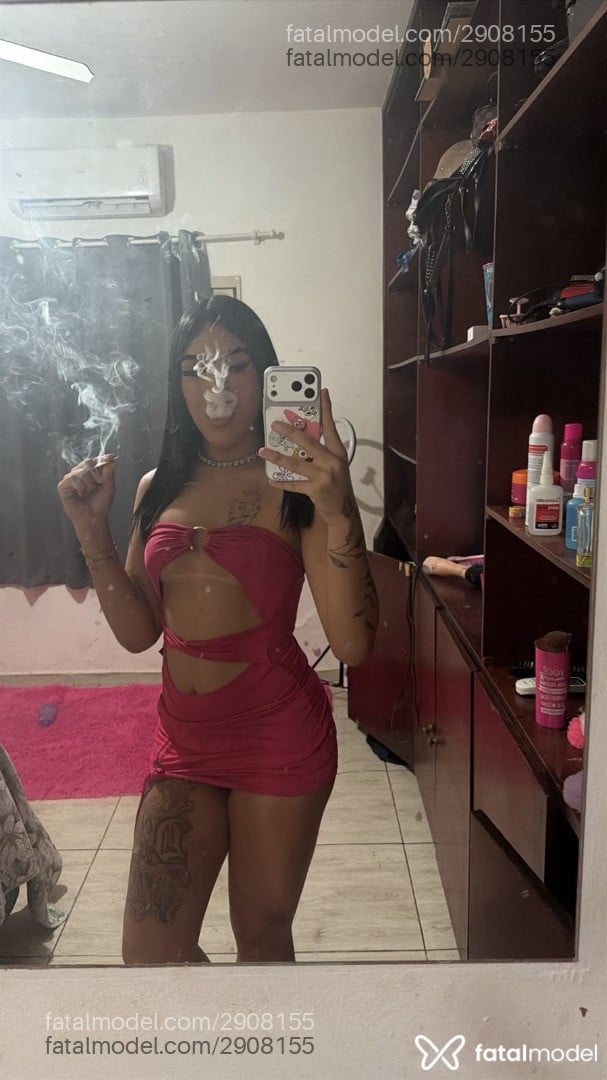 Acompanhante mulher trans morena (o) de olhos pretos - Bruna Gomes