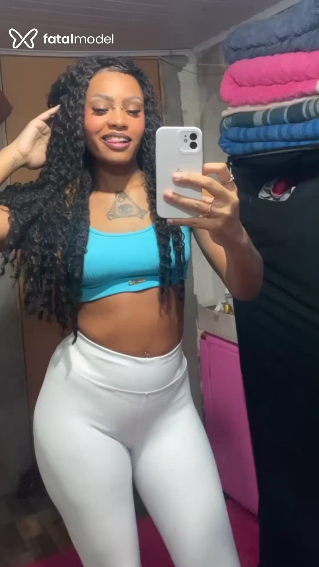 Acompanhante mulher morena (o) de olhos castanhos - Steffanny