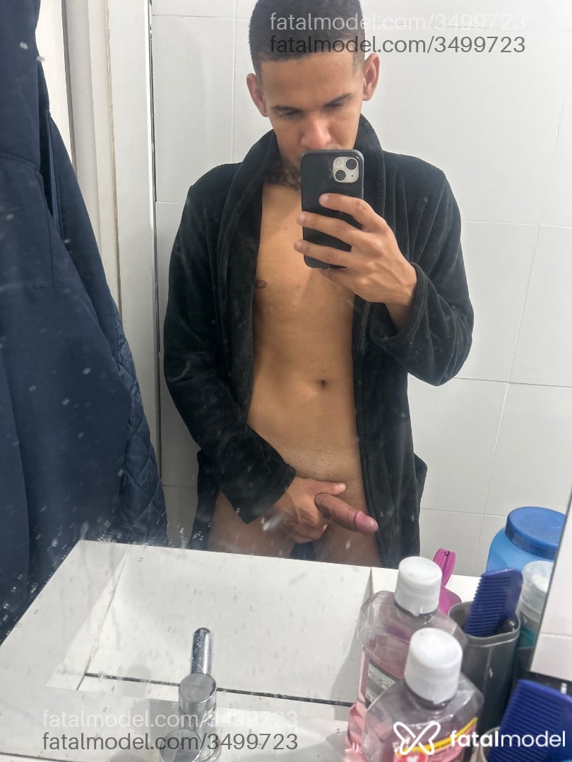 Acompanhante homem morena (o) de olhos pretos - Felipe Castro