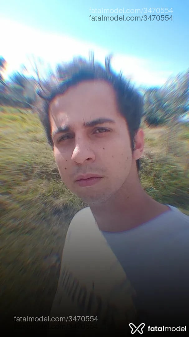 Acompanhante homem morena (o) de olhos castanhos - Squema