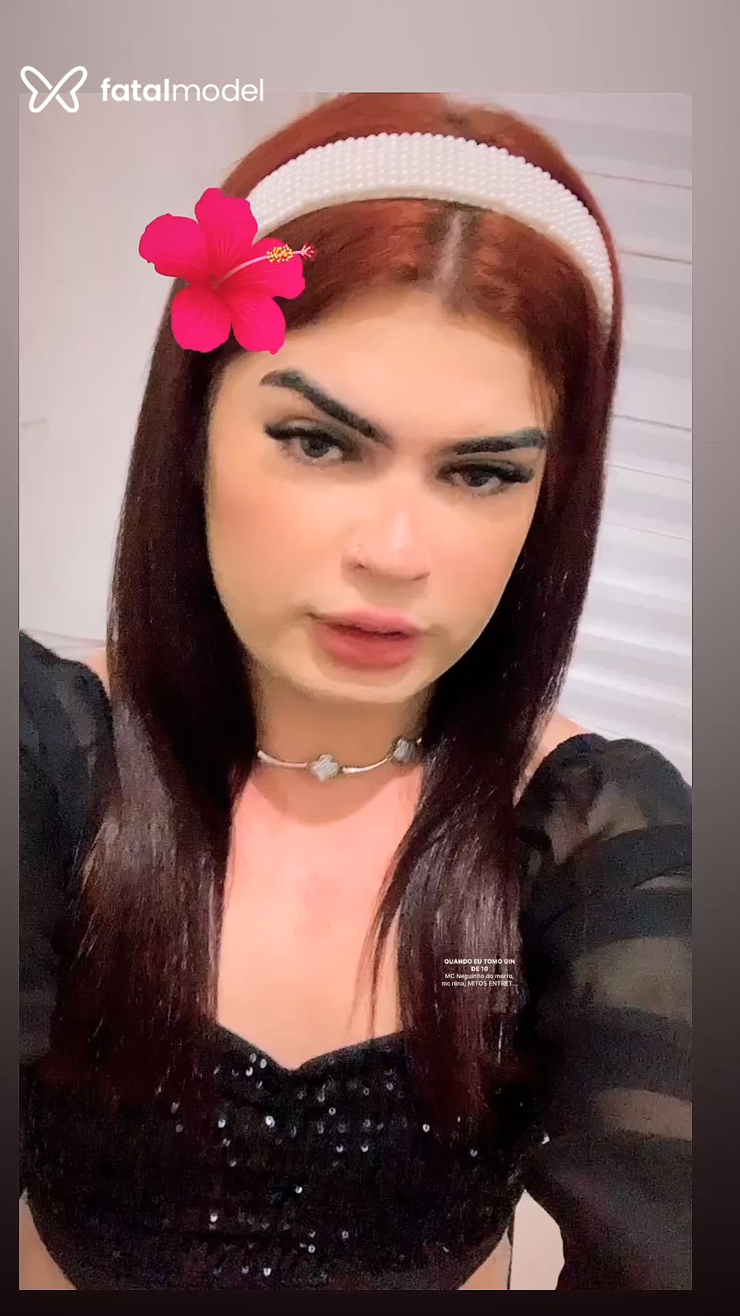 Acompanhante mulher trans morena (o) de olhos verdes - Branquinhaa