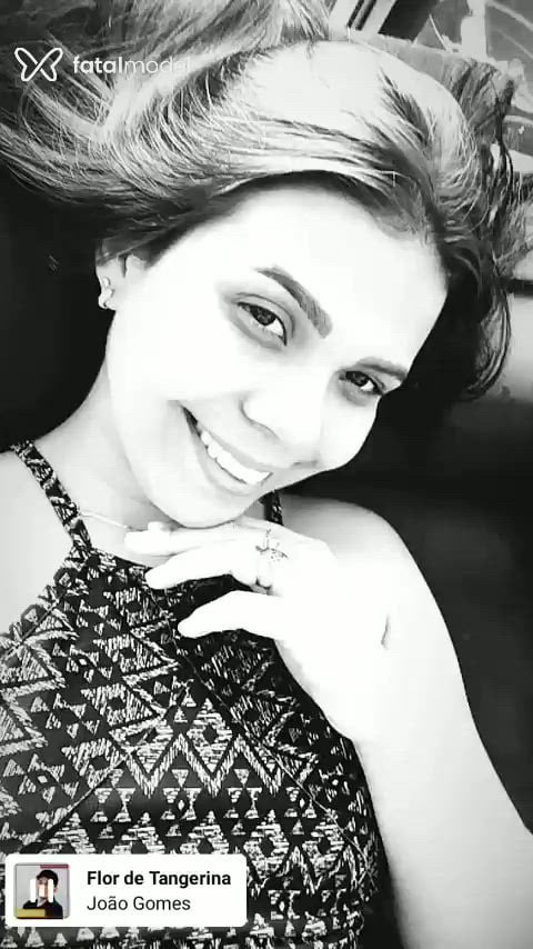 Acompanhante mulher loira (o) de olhos pretos - Emanuela