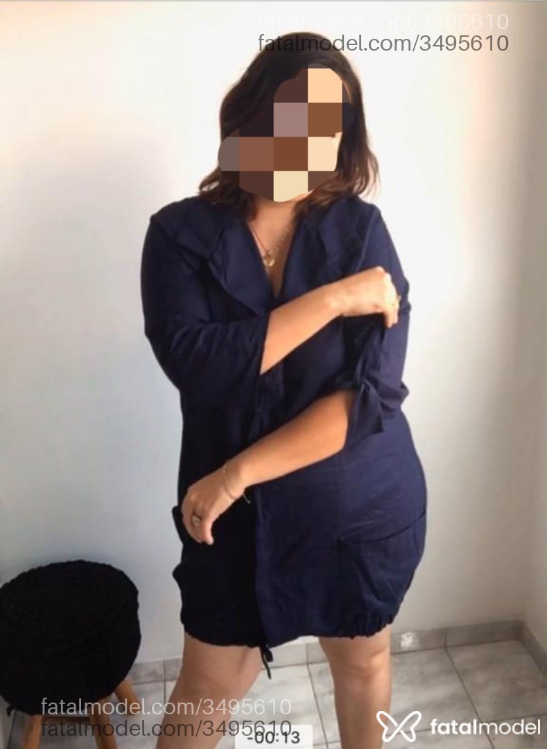 Acompanhante mulher com cabelo castanho de olhos castanhos - Paola Fagundes